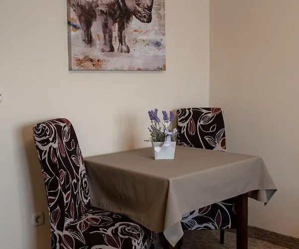 アパート Tome ザダル