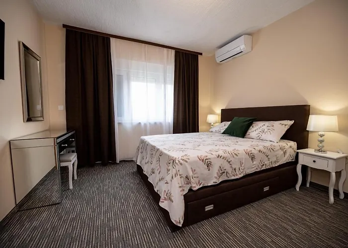 托姆公寓 扎达尔