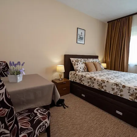 Apartament Tome