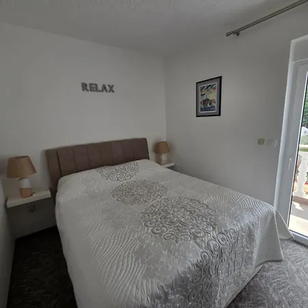 Tome Apartment *